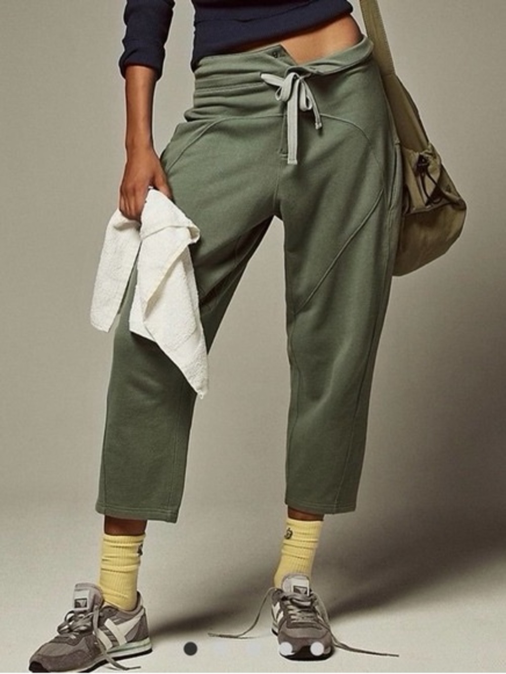 Free people movement summit scout pants green size medium